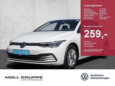 Gebraucht VW Golf VIII Life 150 PS (110 kW) 2022 Weiss Limousine