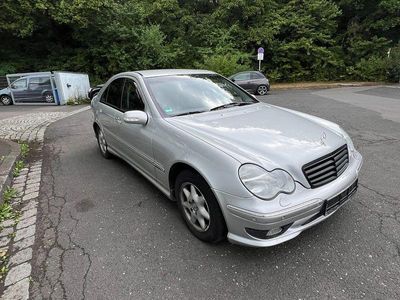 Mercedes C200