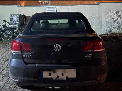 Gebraucht VW Golf 105 PS (77 kW) 2011 Schwarz Cabrio