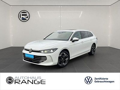 Weiß Gebraucht 2024 VW Passat Elegance Kombi | 39.980 € (Teuer)