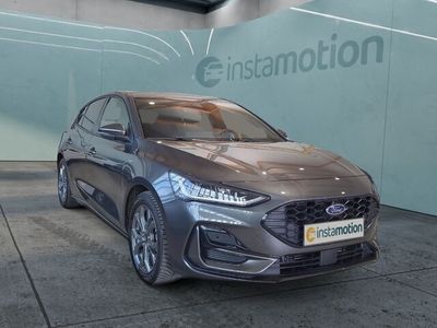 Grau Gebraucht 2024 Ford Focus ST-Line | 27.630 € (Etwas zu teuer)