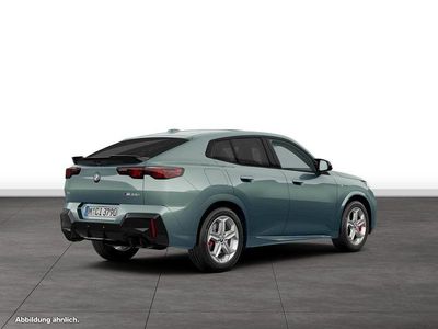 Usata BMW X2 Luxury Line 317 CV (233 kW) 2025 Verde SUV