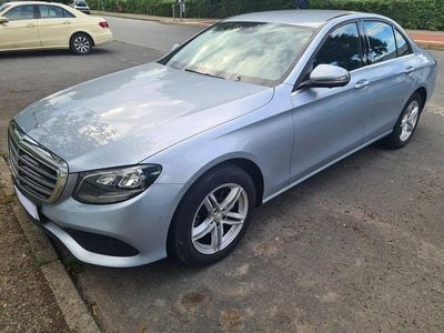 Mercedes E220
