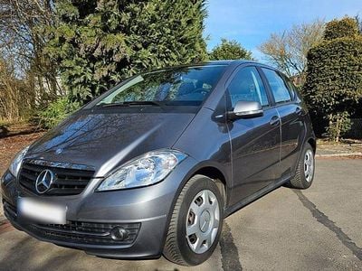 Gebraucht Mercedes A180 116 PS (85 kW) 2010 Grau Van / Kleinbus