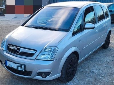 Gebraucht Opel Meriva 105 PS (77 kW) 2007 Silber Van / Kleinbus