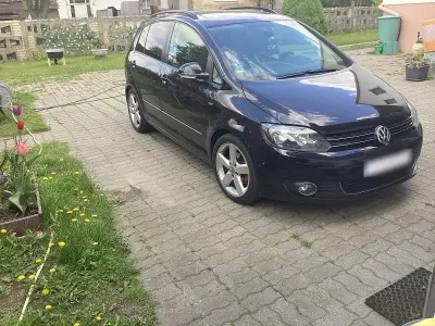 Gebraucht VW Golf Plus Cross 105 PS (77 kW) 2014 Schwarz Van / Kleinbus