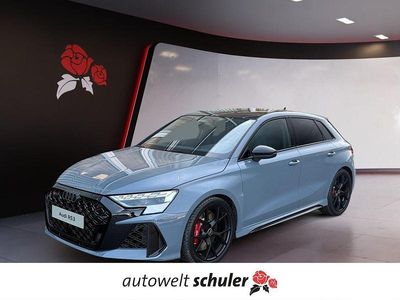 Neu Audi RS3 Sport 400 PS (294 kW) 2026 Kemoragrau metallic Limousine