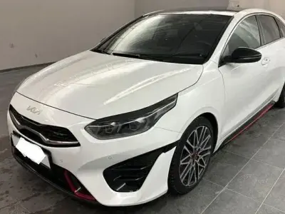 Gebraucht Kia ProCeed GT GT 204 PS (150 kW) 2023 Weiß Kleinwagen