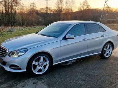 Usata Mercedes E200 184 CV (135 kW) 2015 Argento Berlina