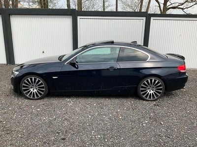 Usata BMW 330 Performance 272 CV (200 kW) 2008 Blu Coupé