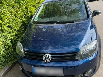 Gebraucht VW Golf Plus Cross Edition 105 PS (77 kW) 2012 Blau Van / Kleinbus