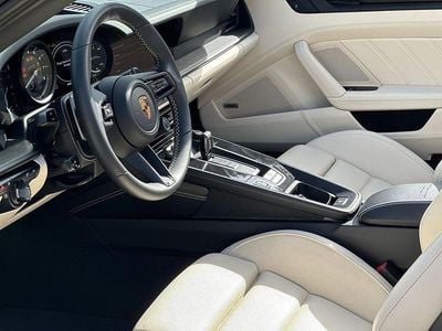 Usata Porsche 911 Targa 4 480 CV (353 kW) 2022 Grigio Cabrio