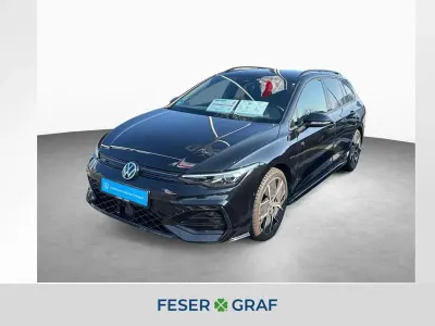 Gebraucht VW Golf VIII R-line 150 PS (110 kW) 2025 Grenadillschwarz metallic Kombi