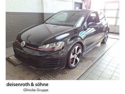 Gebraucht VW Golf VII GTI 230 PS (169 kW) 2017 Deep black perleffekt Limousine