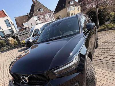 Second-hand Volvo XC40 R-Design 190 CP (139 kW) 2018 SUV