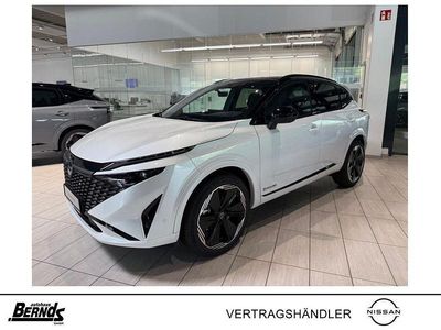 Pearl white perleffekt/dach und auãenspiegel in pearl black (metallic) Gebraucht 2025 Nissan Qashqai Comfort SUV | 37.485 € (Teuer)