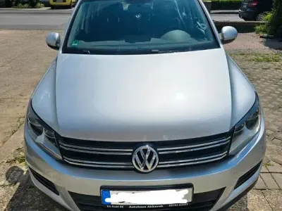 Gebraucht VW Tiguan Sportline 140 PS (102 kW) 2014 Schwarz SUV