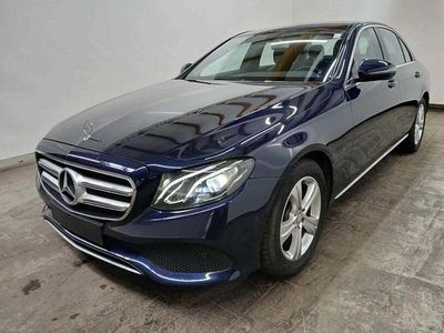 Usata Mercedes E200 Avantgarde 184 CV (135 kW) 2016 Blu Berlina