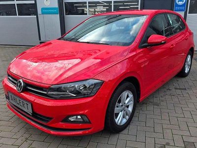 Gebraucht VW Polo Comfortline 95 PS (69 kW) 2018 Rot Kleinwagen