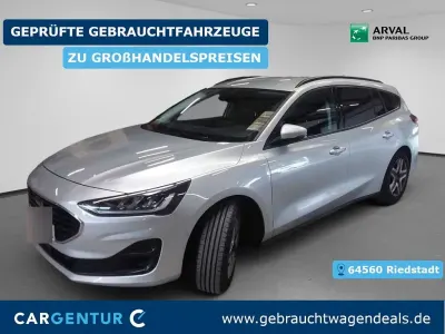 Gebraucht Ford Focus Cool & Connect 120 PS (88 kW) 2022 Other Limousine