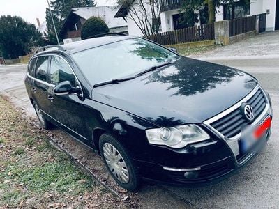 Schwarz Gebraucht 2010 VW Passat Comfortline Kombi | 3.450 € (Guter Preis)