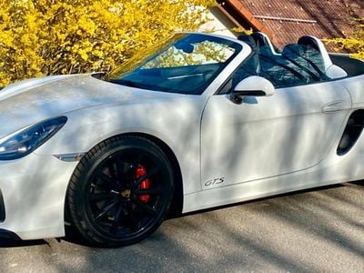 Second-hand Porsche Boxster 330 CP (242 kW) 2016 Alb Cabrio