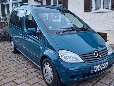 Usata Mercedes Vaneo 102 CV (75 kW) 2002 Verde Monovolume