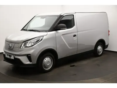 Gebraucht Maxus eDeliver 3 117 kW (160 PS) 2024 Weiß (warm white) Van