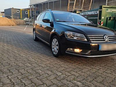 Gebraucht VW Passat Comfortline 177 PS (130 kW) 2013 Schwarz Kombi
