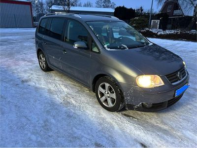 Silber Gebraucht 2004 VW Touran Van / Kleinbus | 1.850 € (Guter Preis)