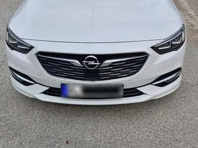 Gebraucht Opel Insignia Business 260 PS (191 kW) 2017 Weiß Limousine