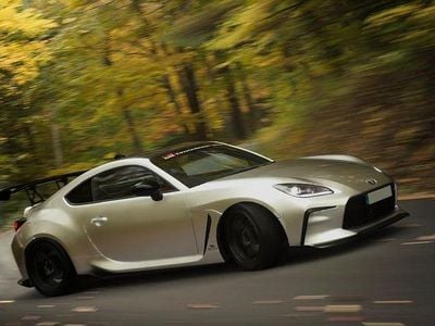 Gebraucht Toyota GR86 Premium 239 PS (175 kW) 2024 Silber Coupé