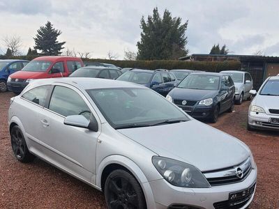 gebraucht Opel Astra GTC 1.8 Klima PDC LM SH Tempomat HU+8+2024