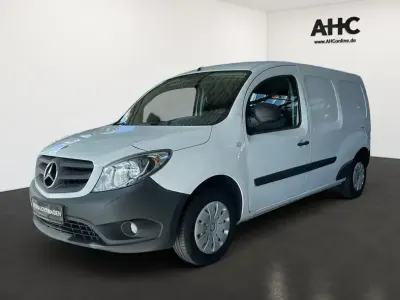 Używany Mercedes Citan 109 90 KM (66 kW) 2019 Biały Sedan/Limuzyna
