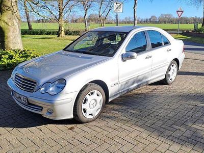 Gebraucht Mercedes C220 Classic 150 PS (110 kW) 2005 Silber Limousine