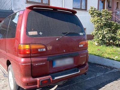 Gebraucht Mitsubishi Space Gear 113 PS (83 kW) 2000 Rot Van / Kleinbus