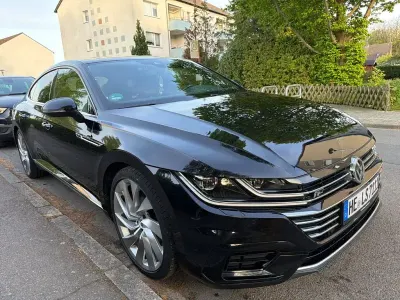 Usata VW Arteon R-line 190 CV (139 kW) 2019 Nero Utilitaria