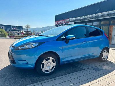 Gebraucht Ford Fiesta Trend 97 PS (71 kW) 2010 Blau Kleinwagen