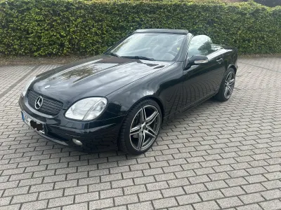 Gebraucht Mercedes SLK230 197 PS (144 kW) 2002 Schwarz Cabrio
