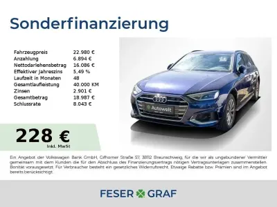 Gebraucht Audi A4 Ambiente 204 PS (150 kW) 2022 Navarrablau metallic Kombi
