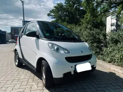 Gebraucht Smart ForTwo Coupé Passion 71 PS (52 kW) 2012 Weiß Coupé