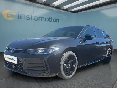 Gebraucht VW Passat 150 PS (110 kW) 2025 Schwarz Kombi