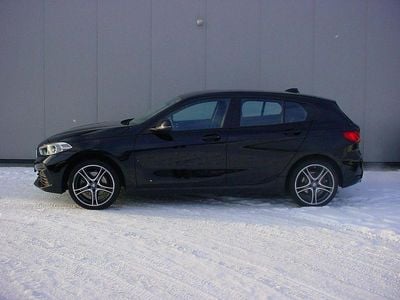 Schwarz Gebraucht 2024 BMW 118 Advantage Kleinwagen | 23.900 € (Fairer Preis)