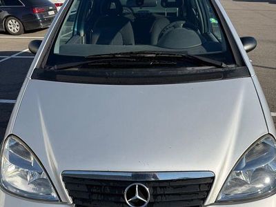 Gebraucht Mercedes A170 Classic 95 PS (69 kW) 2002 Silber Van / Kleinbus