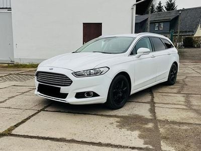Gebraucht Ford Mondeo Titanium 150 PS (110 kW) 2016 Weiß Kombi