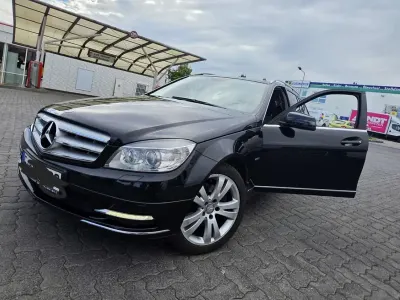 Gebraucht Mercedes C250 Elegance 204 PS (150 kW) 2010 Kombi