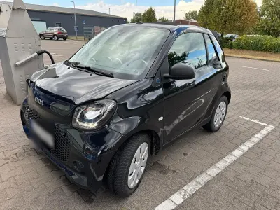Gebraucht Smart ForTwo Electric Drive 60 kW (82 PS) 2020 Schwarz Cabrio