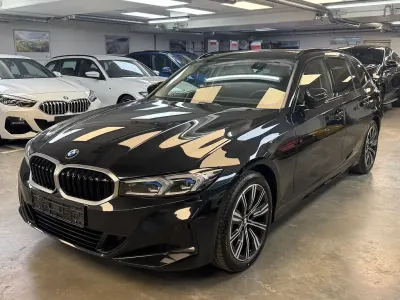 Gebraucht BMW 320 Sport Line 190 PS (139 kW) 2023 Schwarz Kombi