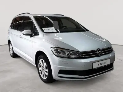 Gebraucht VW Touran Comfortline 150 PS (110 kW) 2021 Reflexsilber metallic Van / Kleinbus