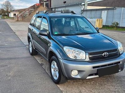 Usata Toyota RAV4 150 CV (110 kW) 2004 Verde SUV